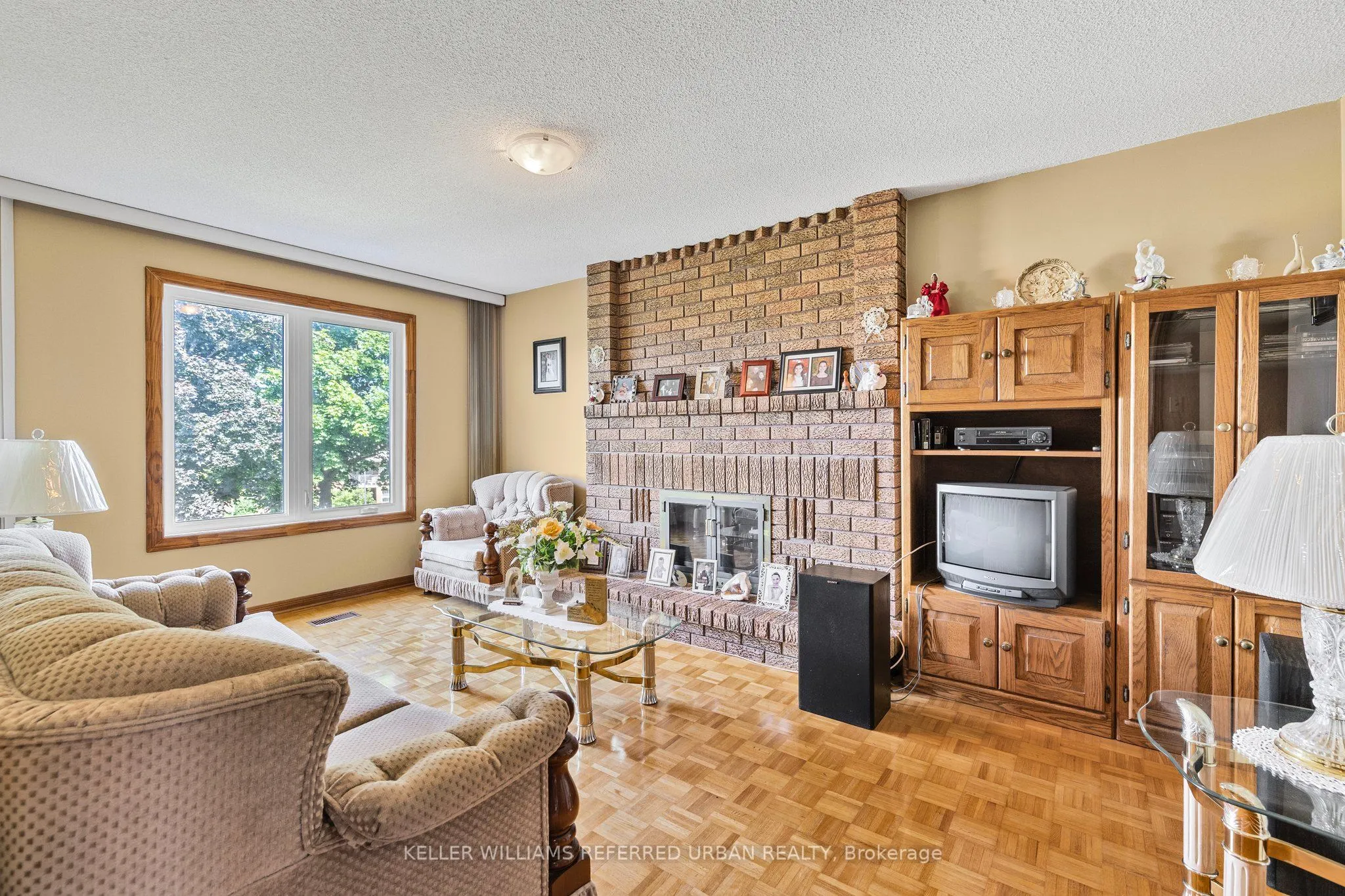 160 Miller Park Avenue