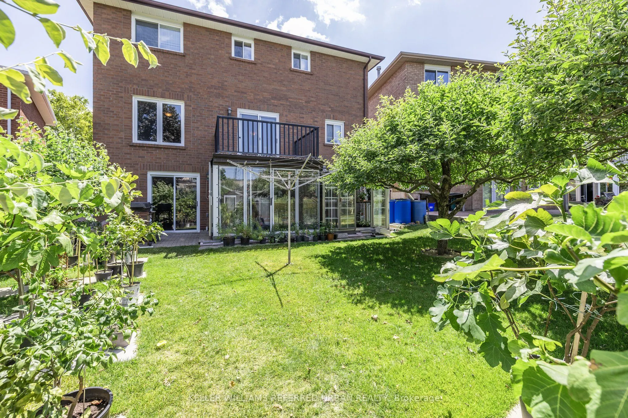 160 Miller Park Avenue