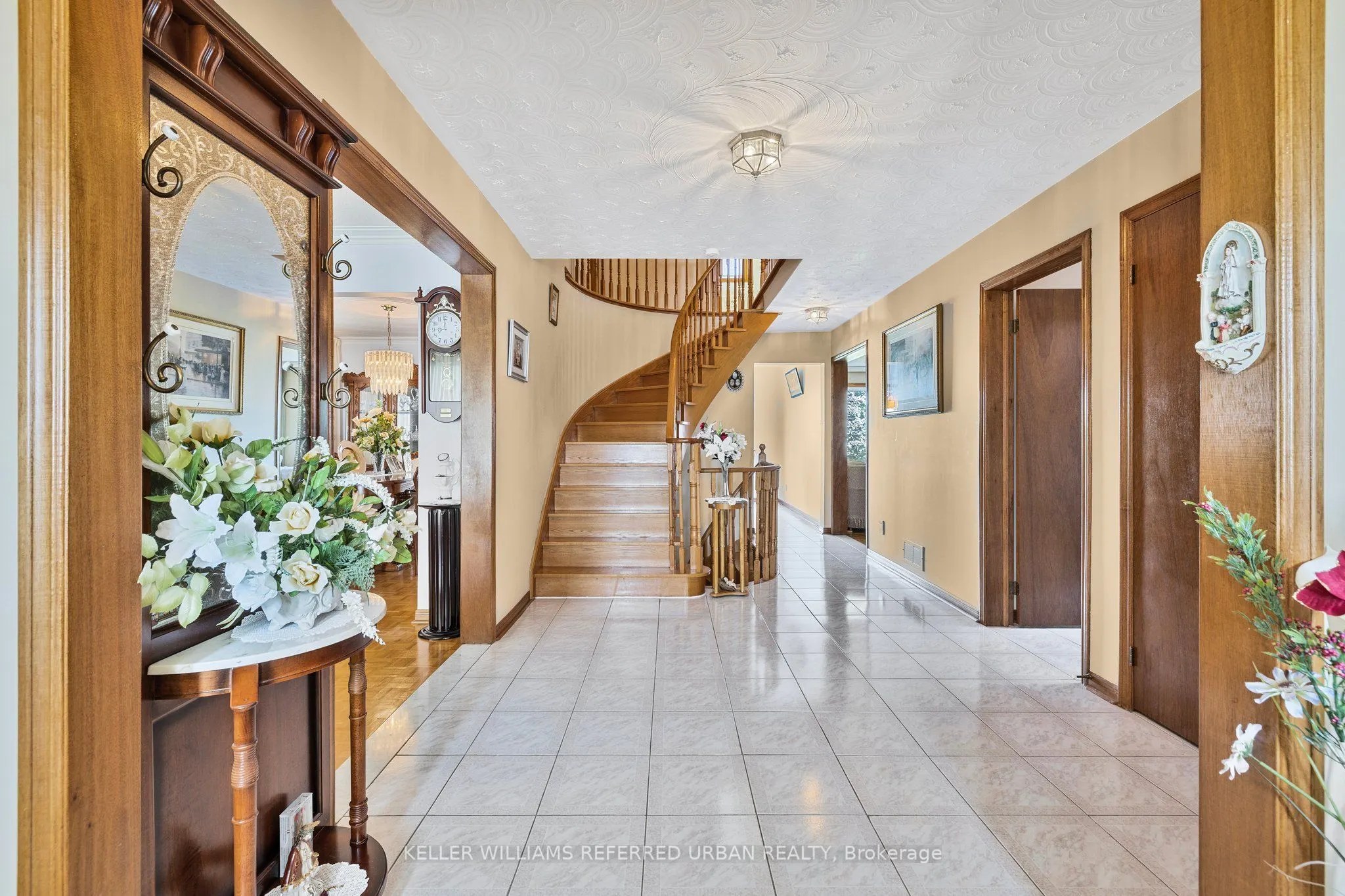 160 Miller Park Avenue