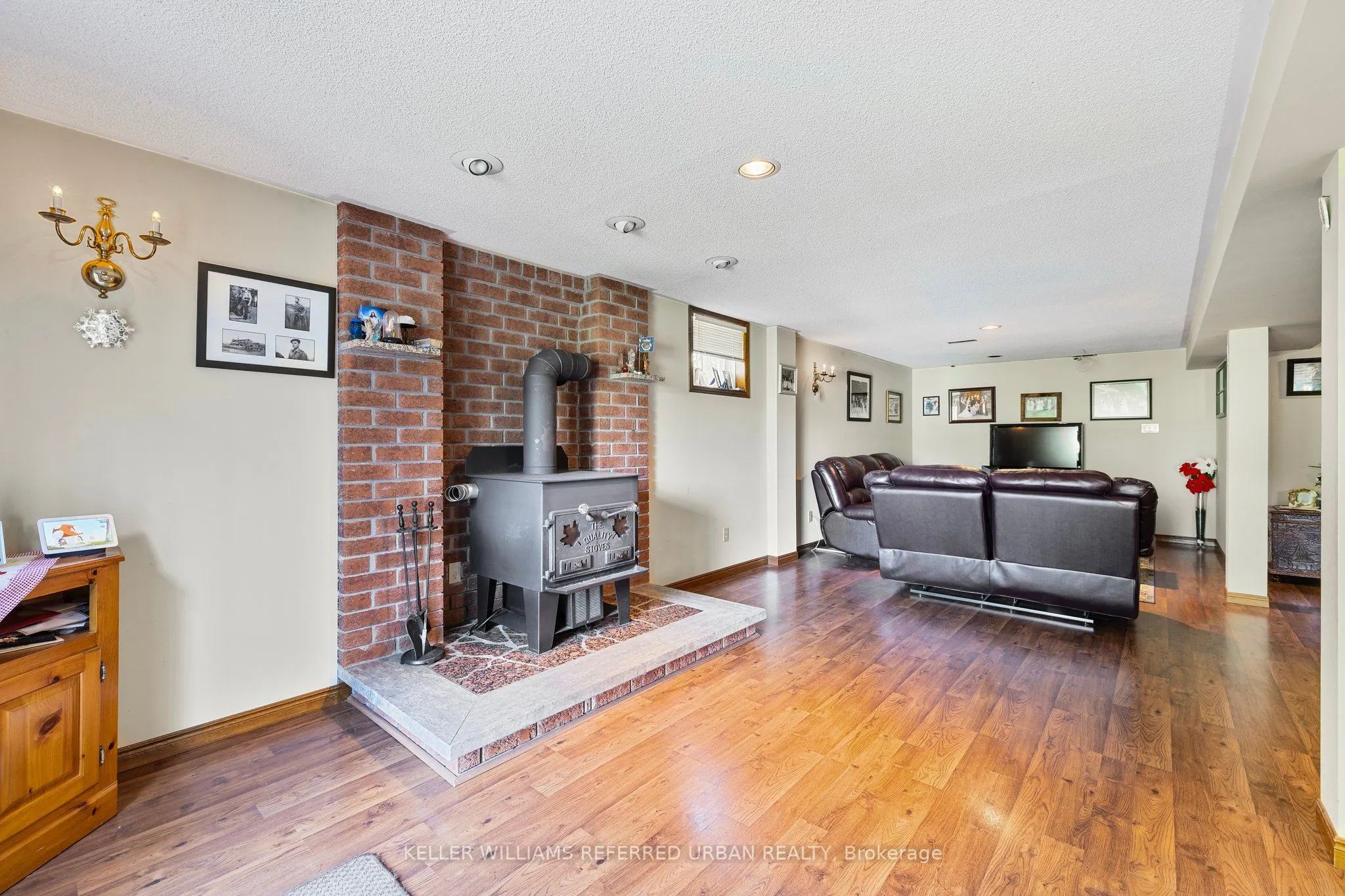 160 Miller Park Avenue