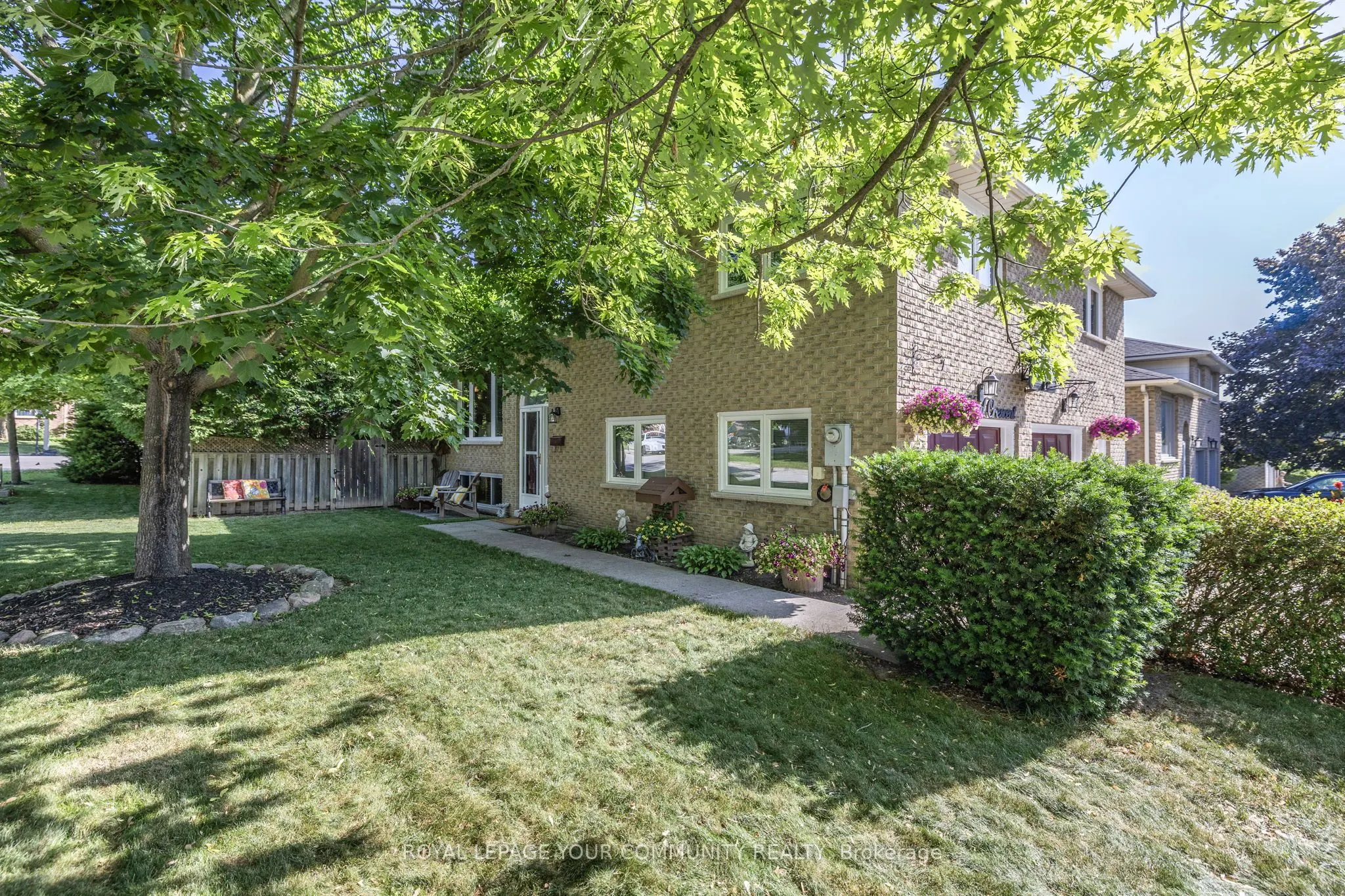 69 Wood Crescent