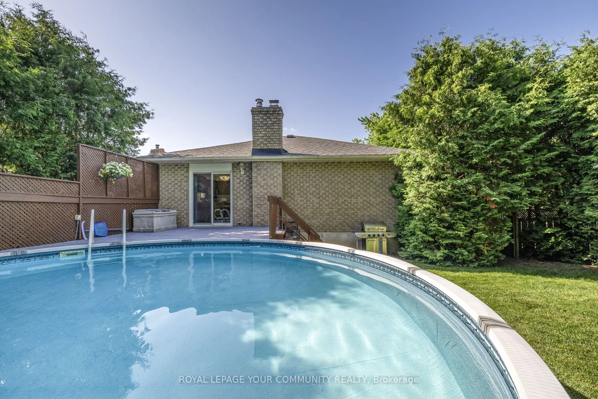69 Wood Crescent