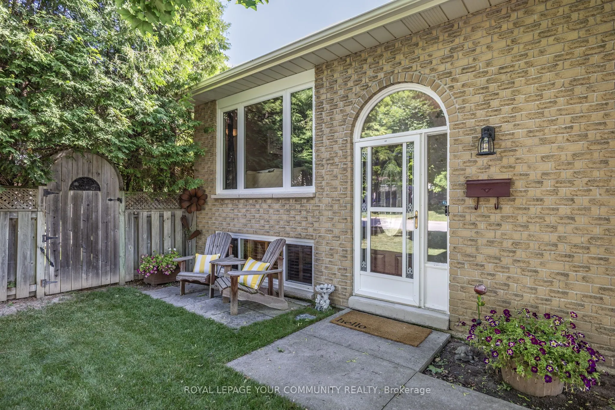 69 Wood Crescent