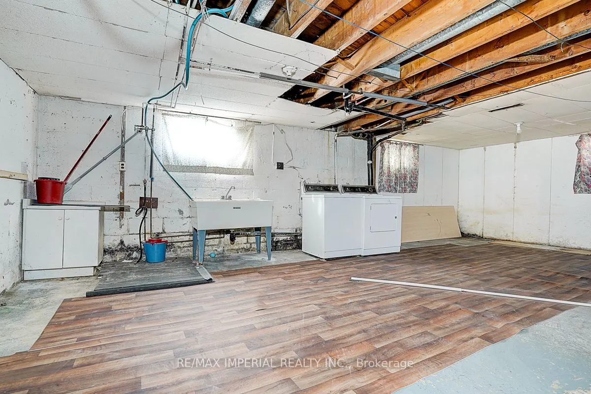 229 Crestwood Road