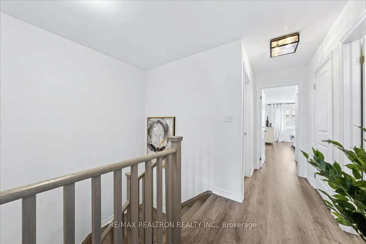 84 Ferragine Crescent