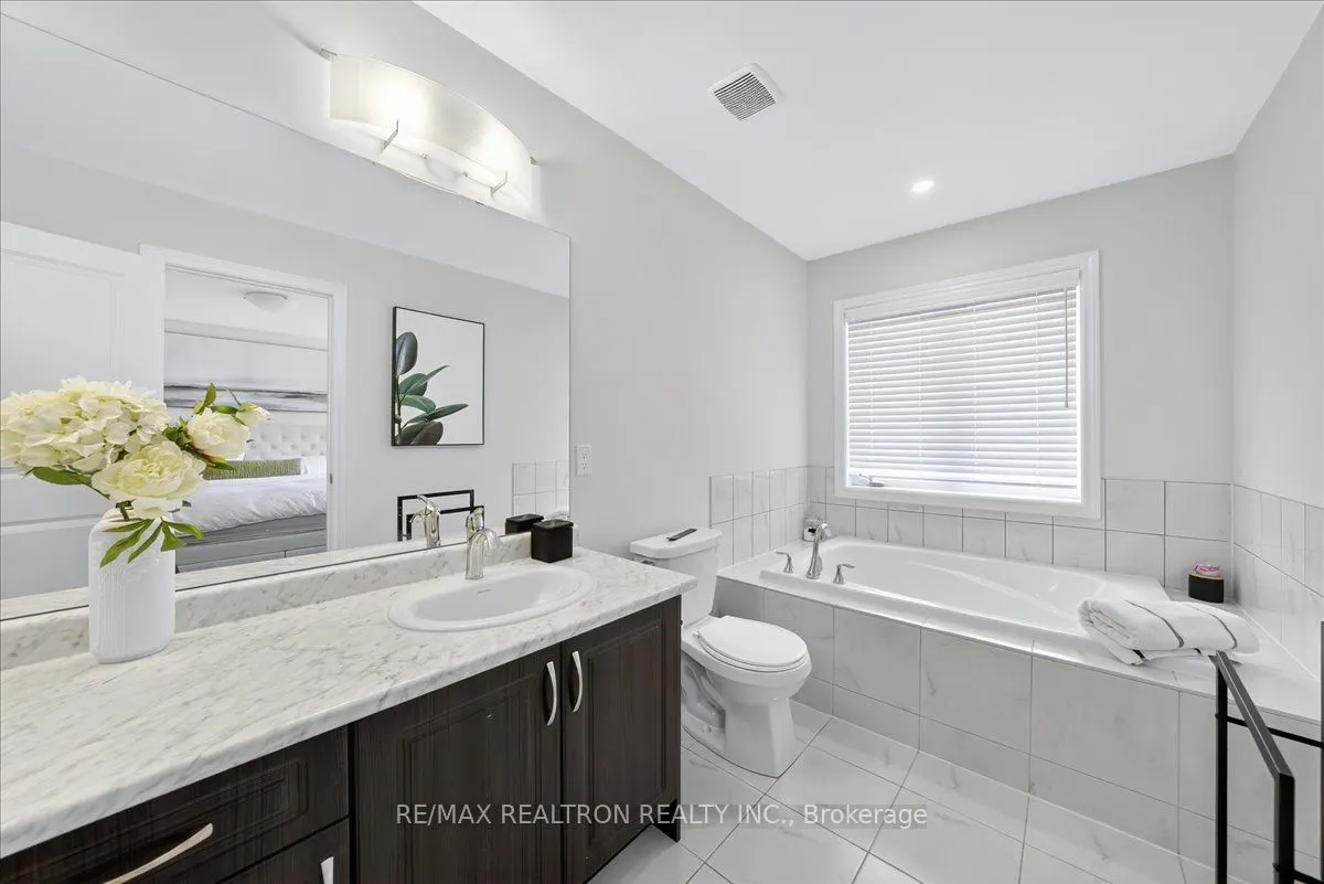 84 Ferragine Crescent