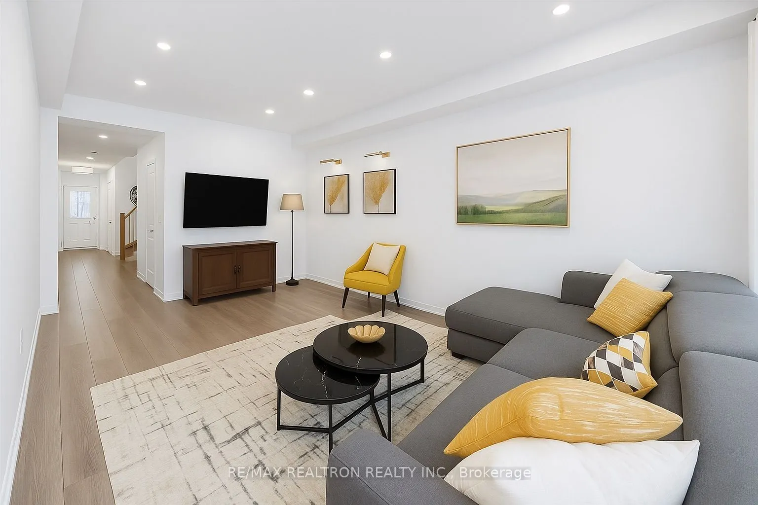 84 Ferragine Crescent