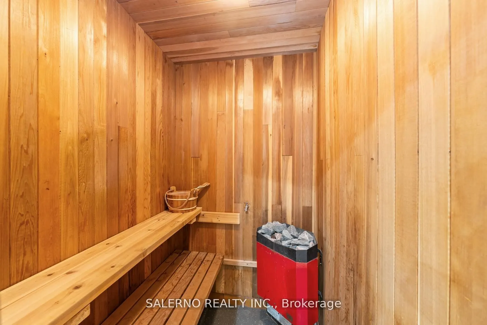 290 Kingscross Drive