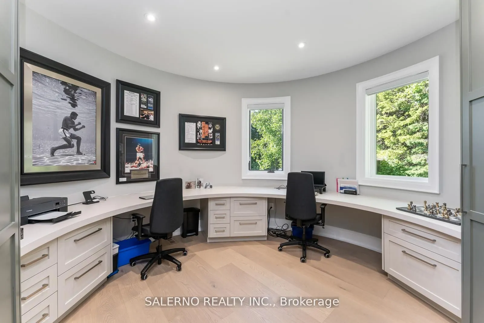 290 Kingscross Drive