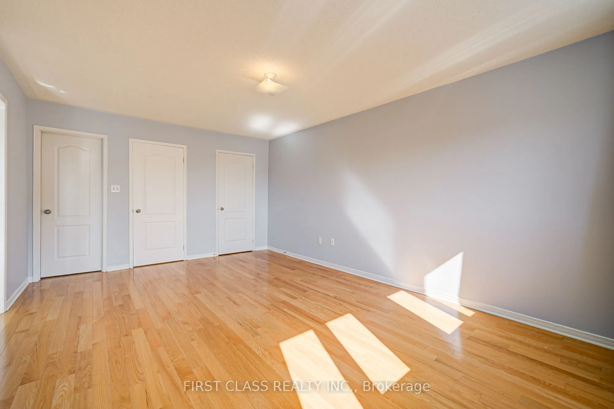 19 Benjamin Hood Crescent
