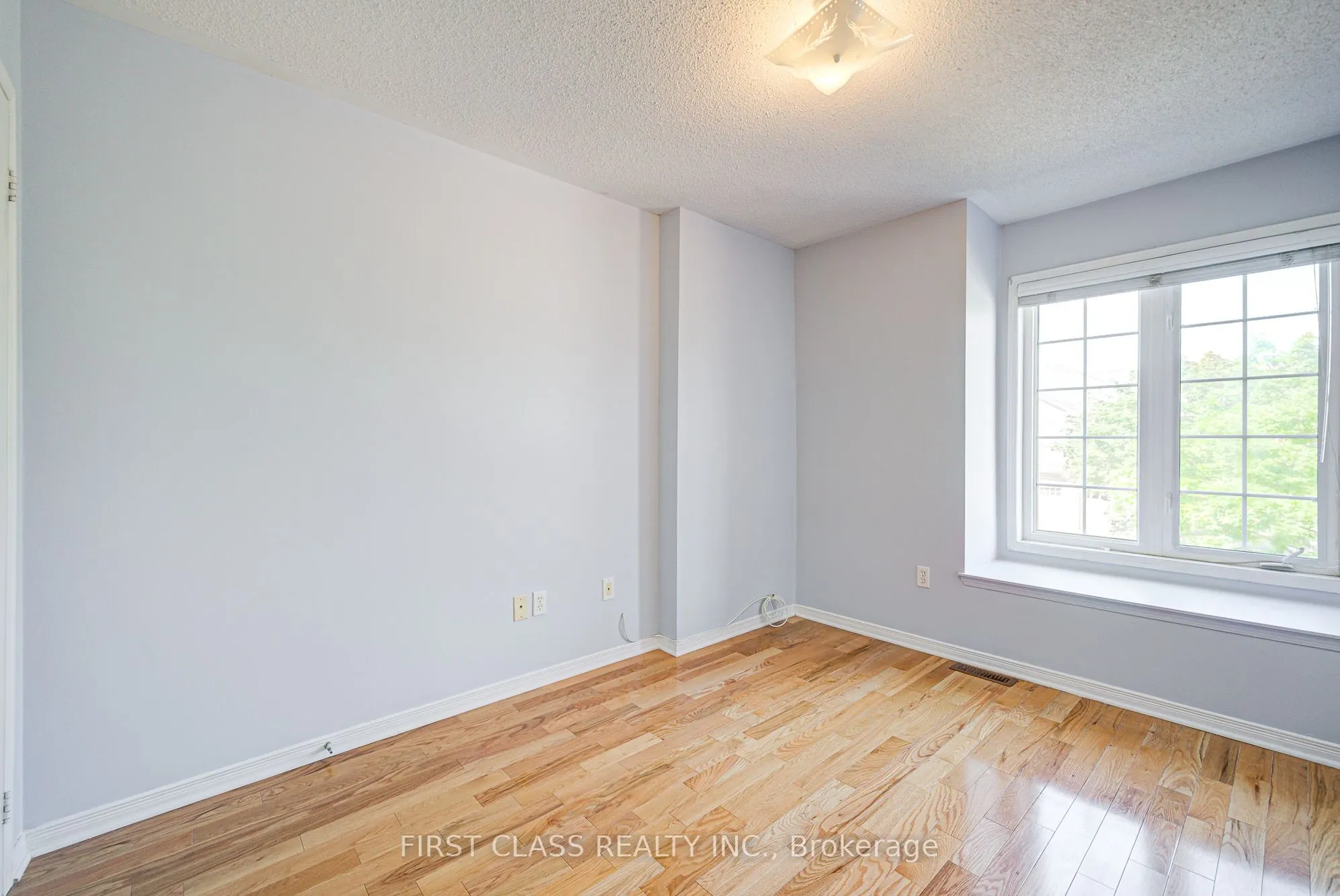 19 Benjamin Hood Crescent