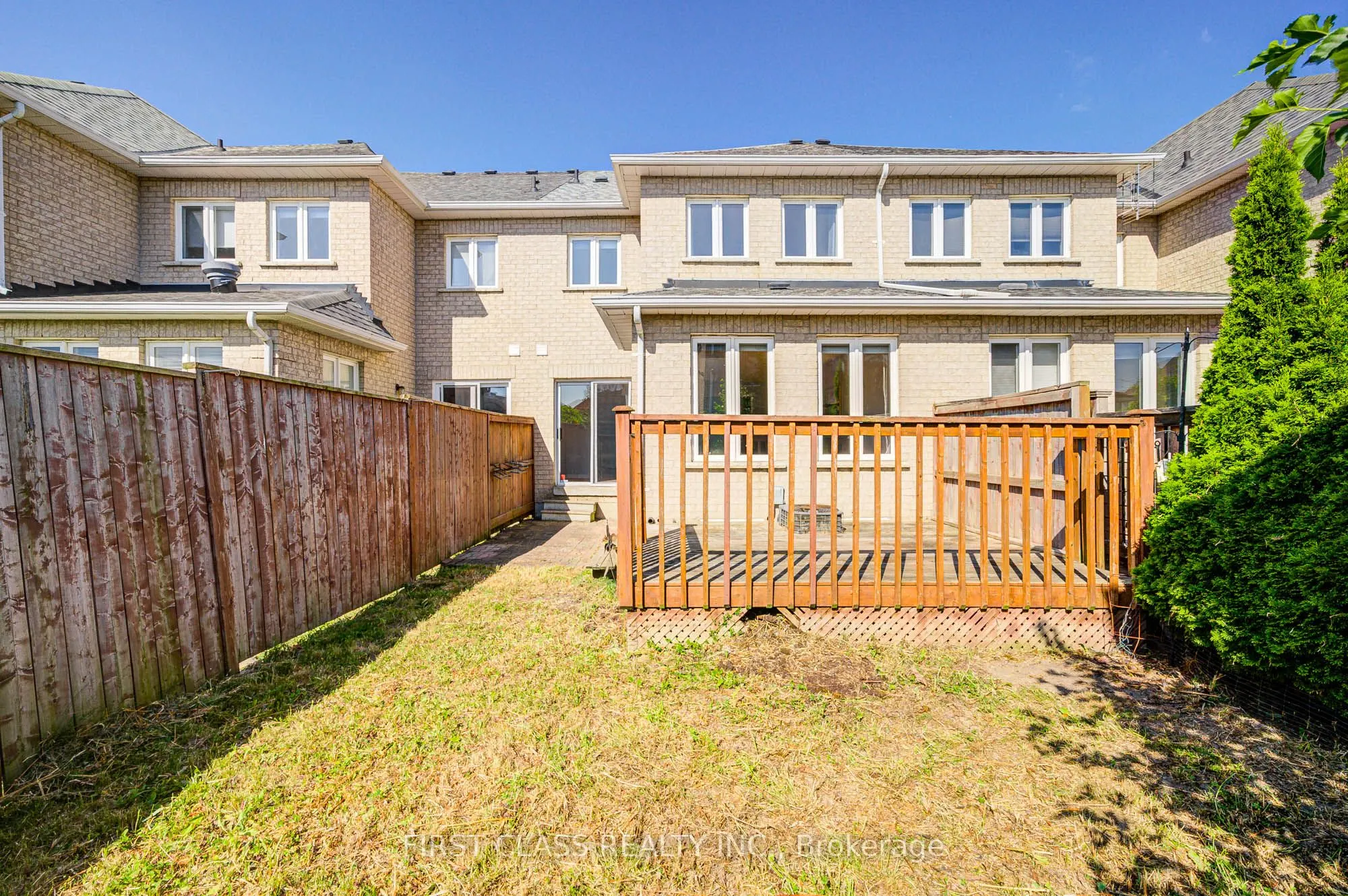 19 Benjamin Hood Crescent
