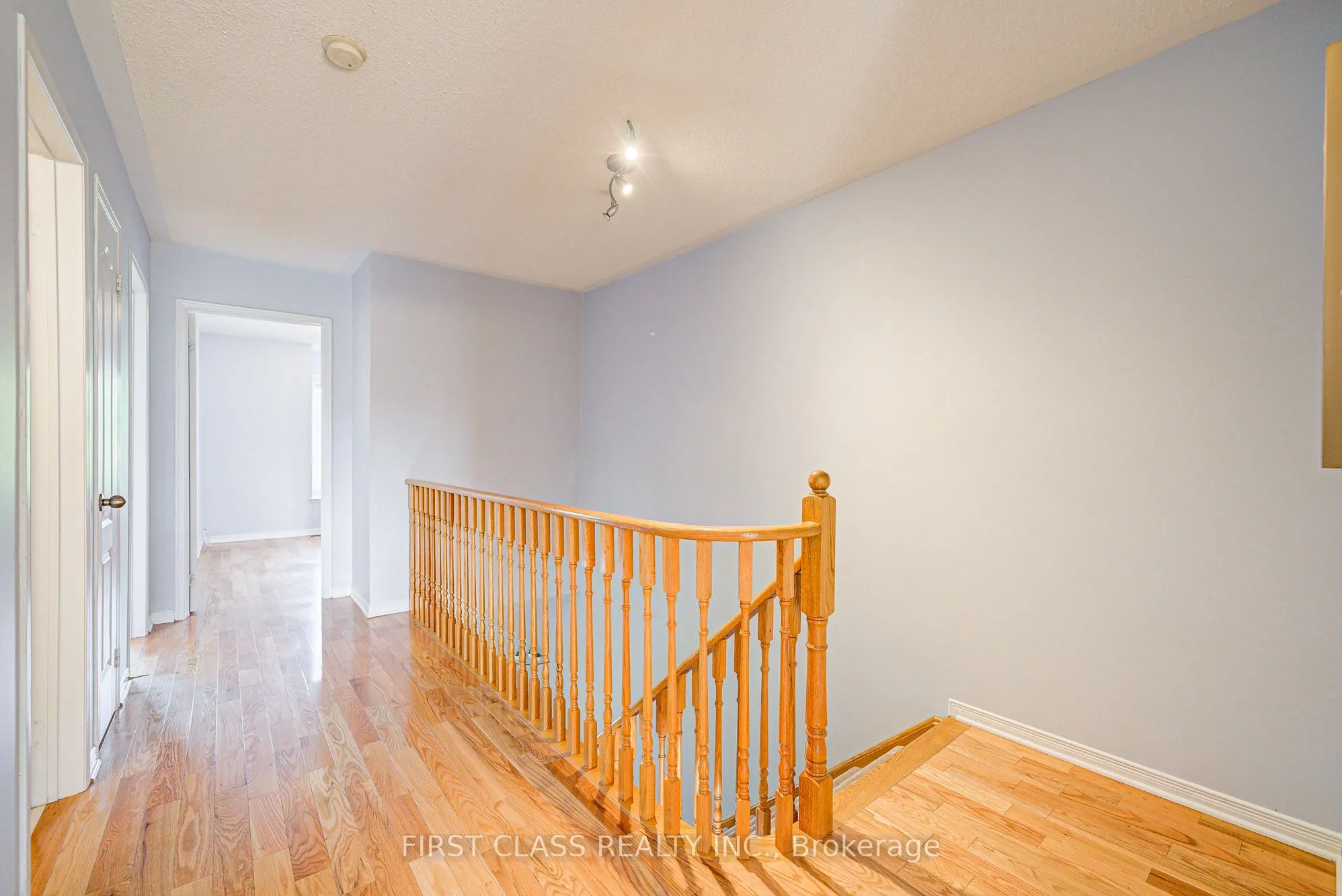 19 Benjamin Hood Crescent