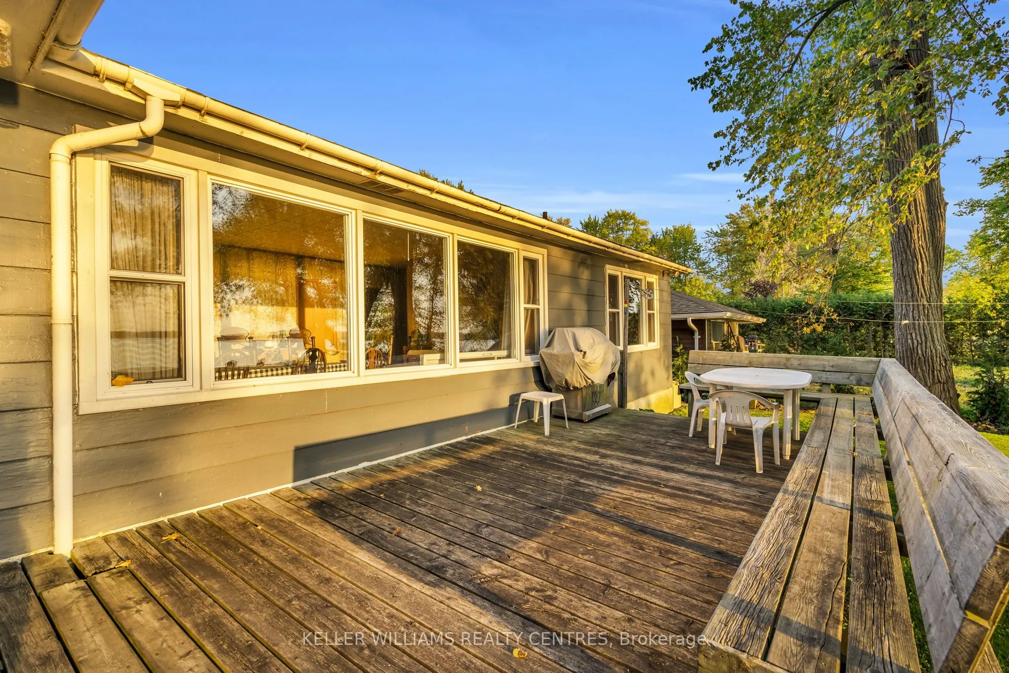 28 McRae Beach Road S