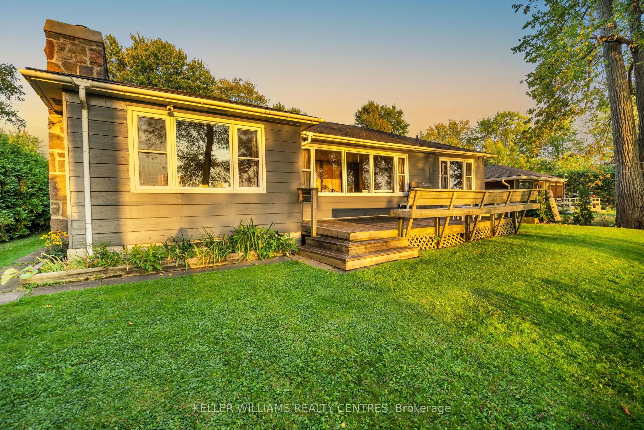 28 McRae Beach Road S