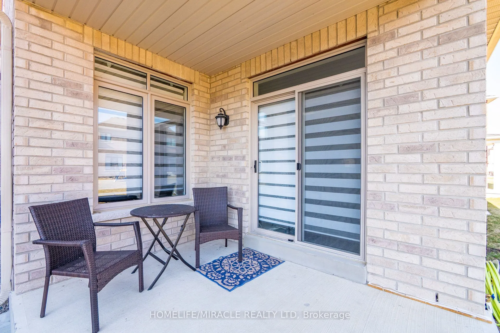 57 Ferragine Crescent