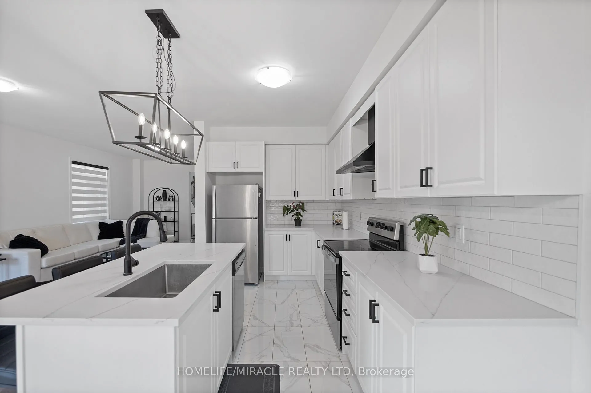 57 Ferragine Crescent