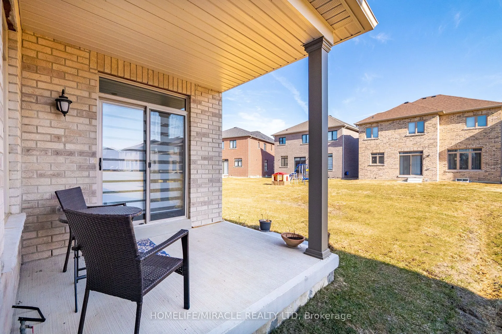 57 Ferragine Crescent