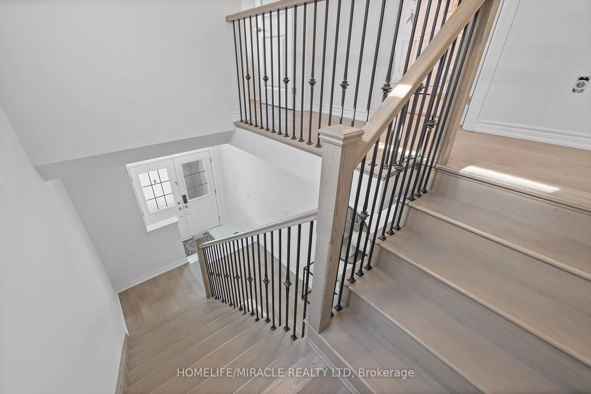 57 Ferragine Crescent
