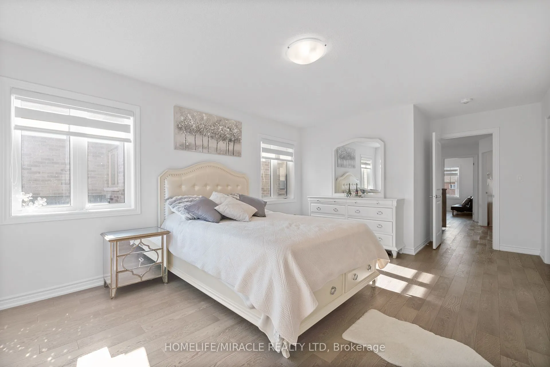 57 Ferragine Crescent
