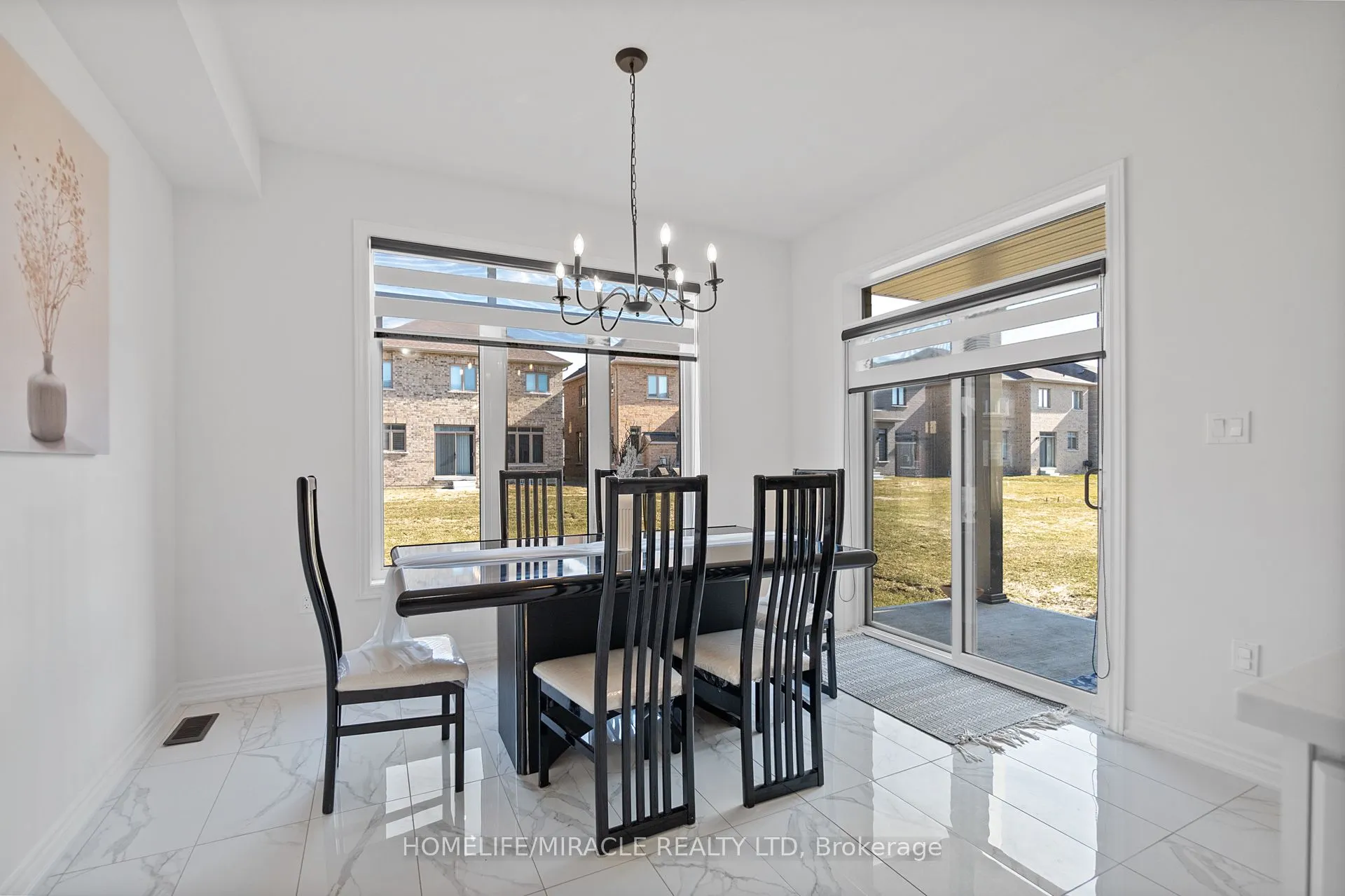 57 Ferragine Crescent