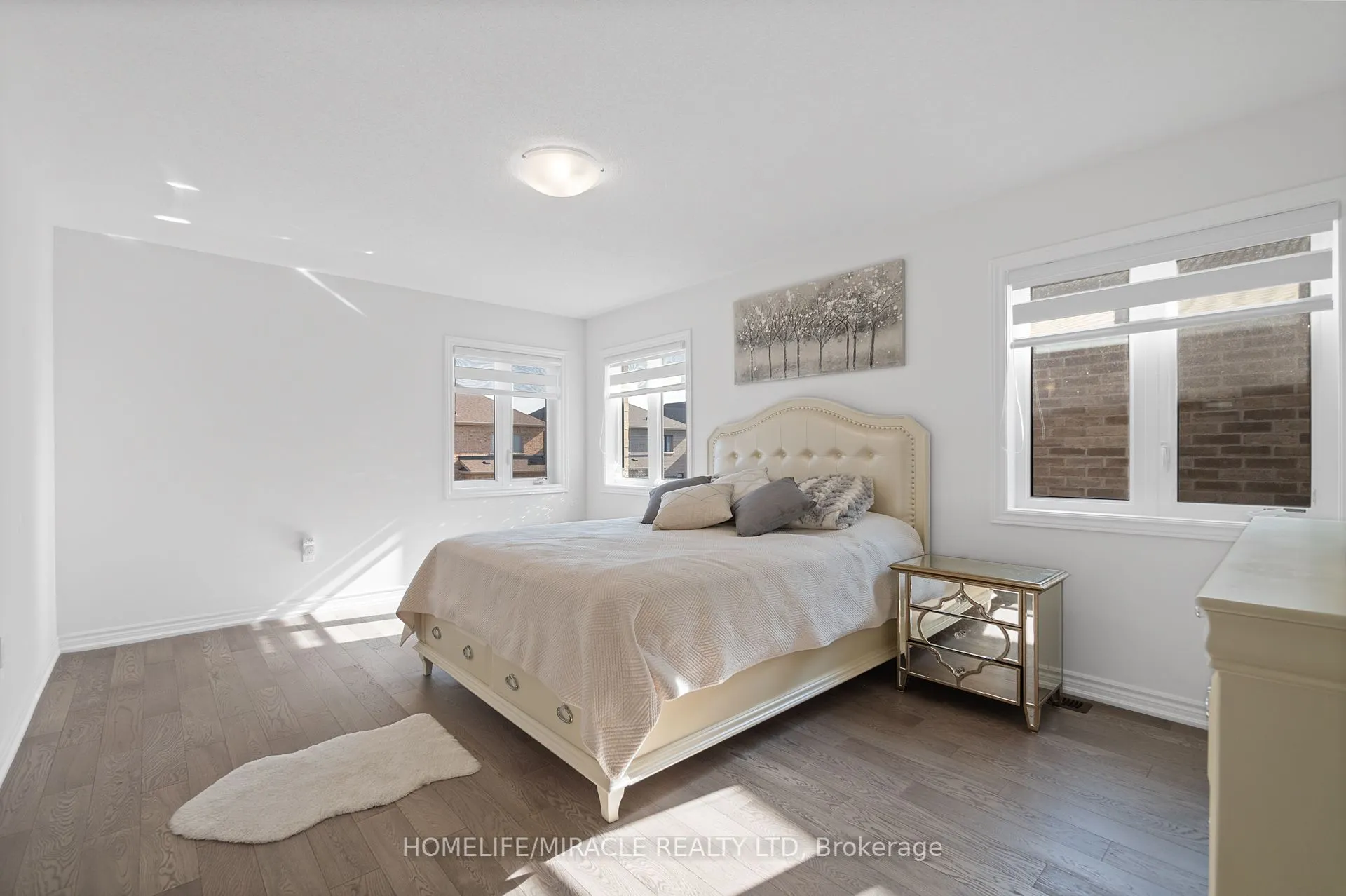 57 Ferragine Crescent