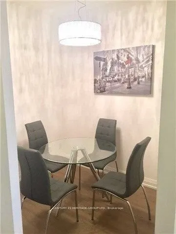 7161 Yonge Street, #718