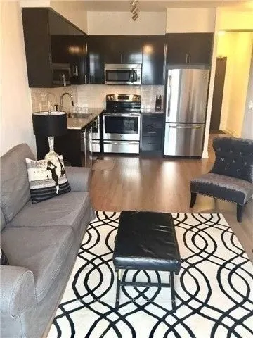 7161 Yonge Street, #718