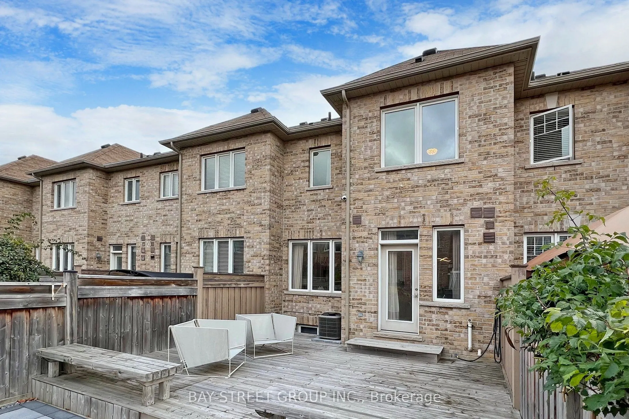 4 Elihof Drive