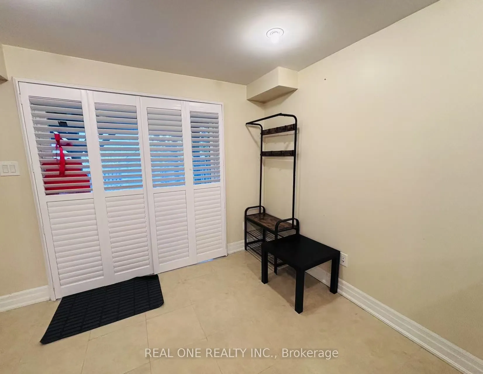 11 Cherry Bush Road, #Basement