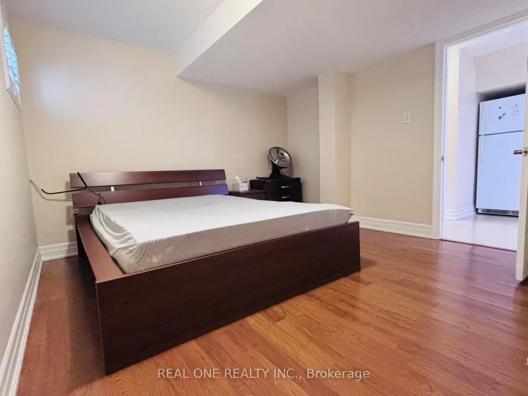 11 Cherry Bush Road, #Basement