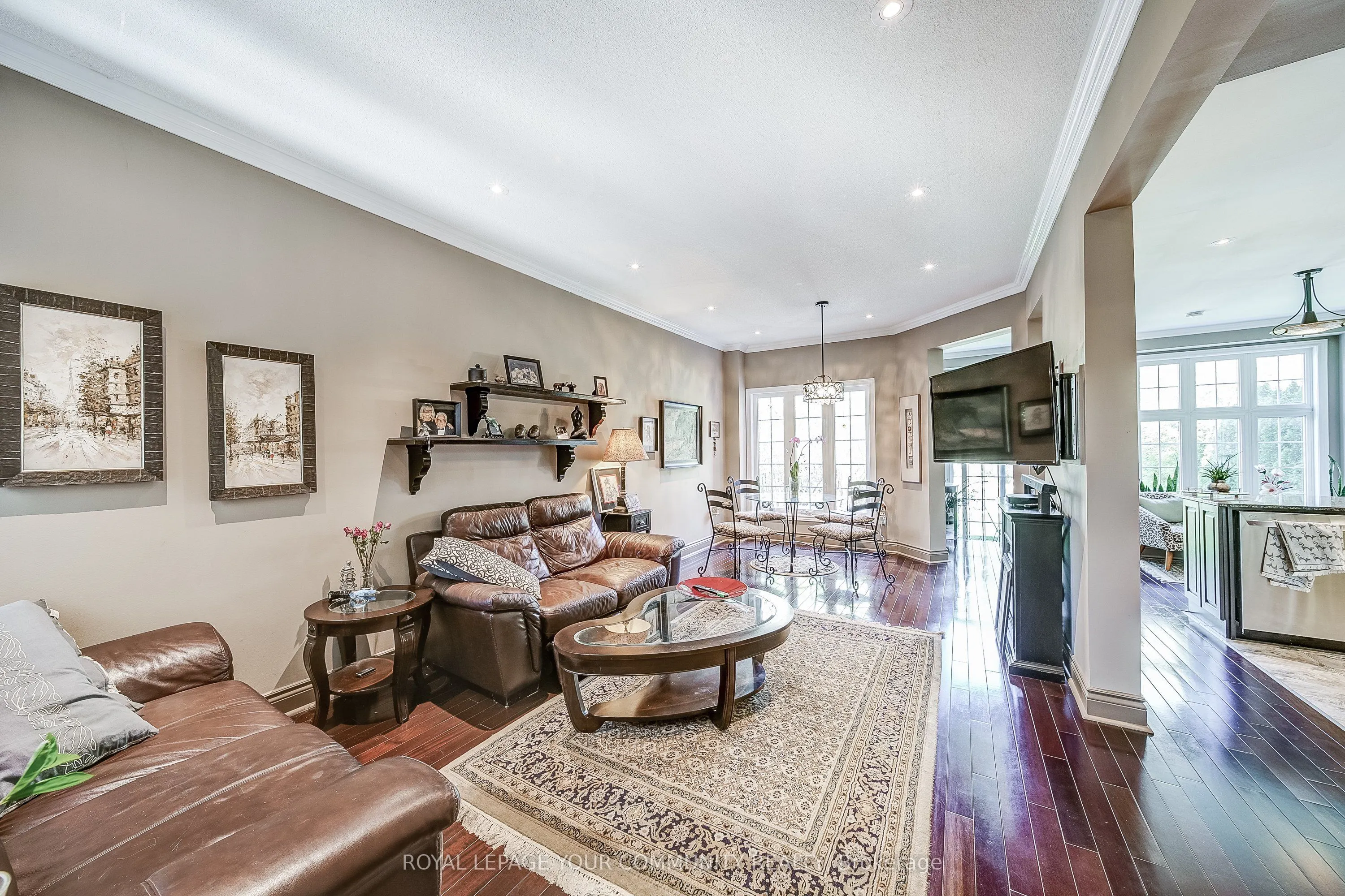 86 Downey Circle