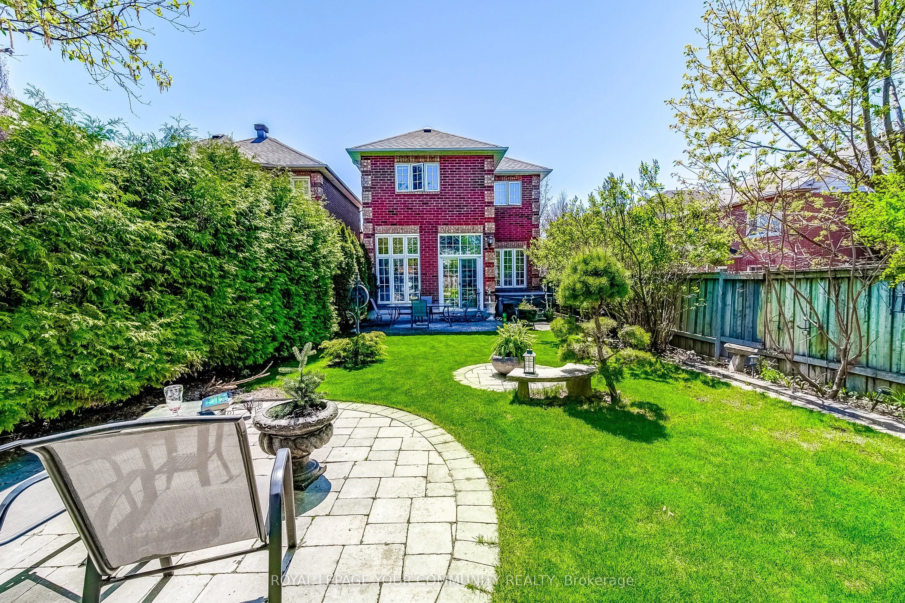86 Downey Circle