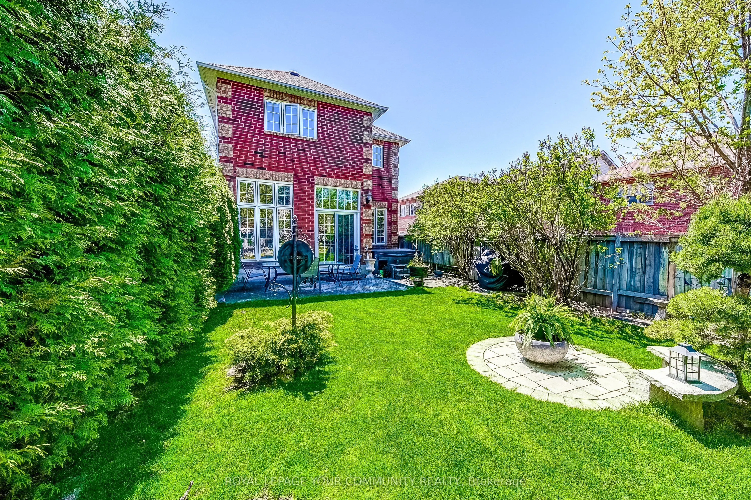 86 Downey Circle