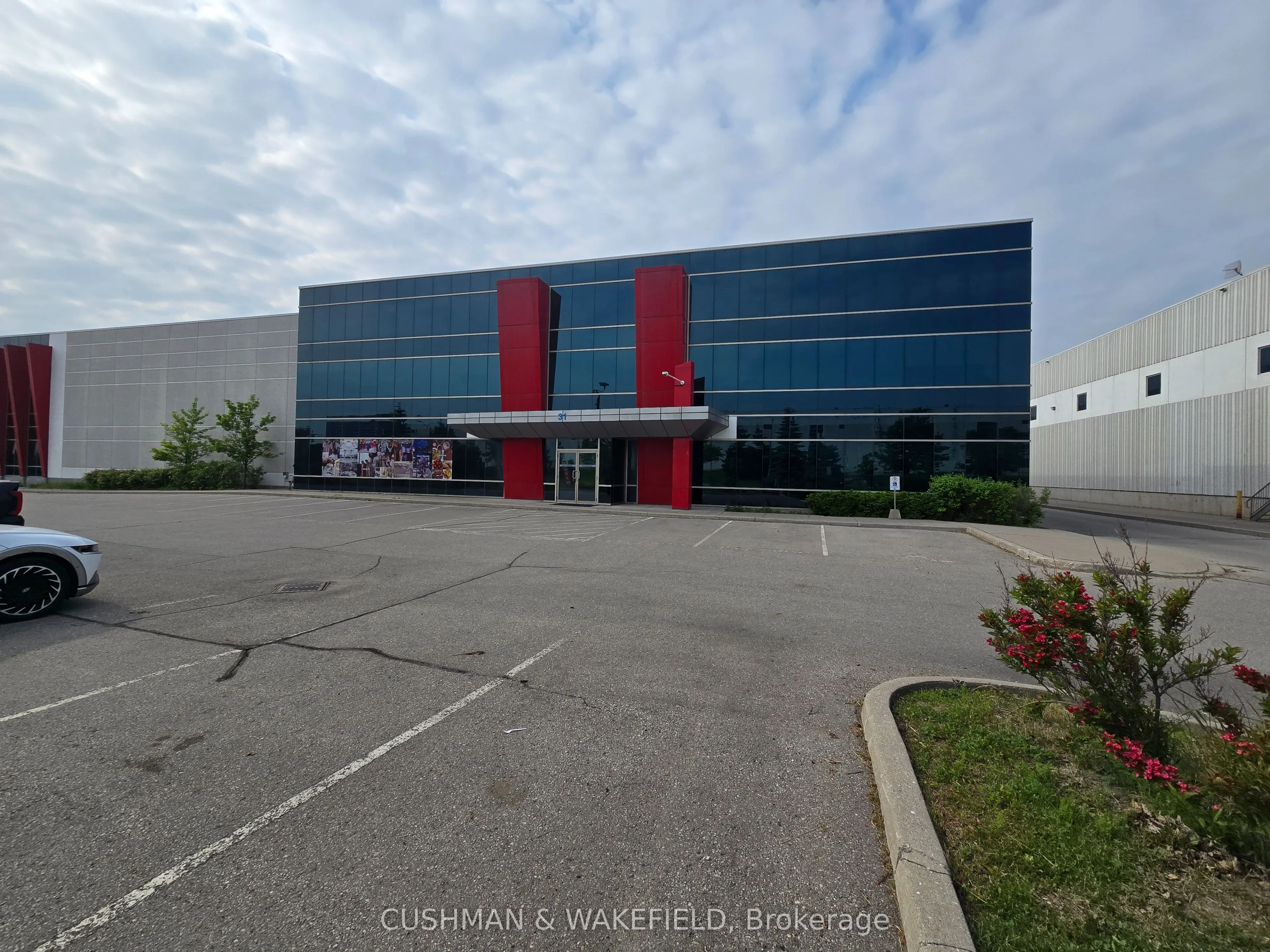 31 Conair Parkway