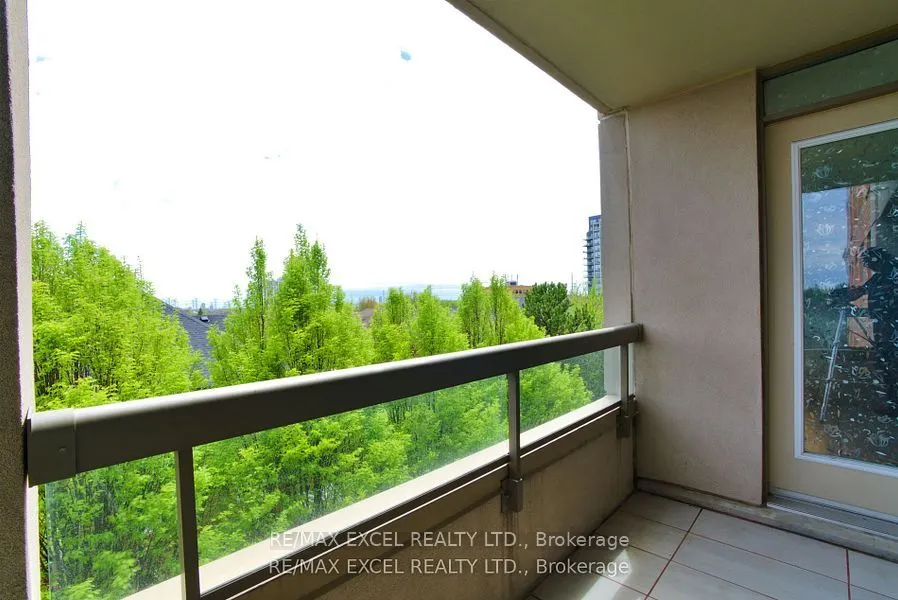 19 Northern Heights Drive, #410