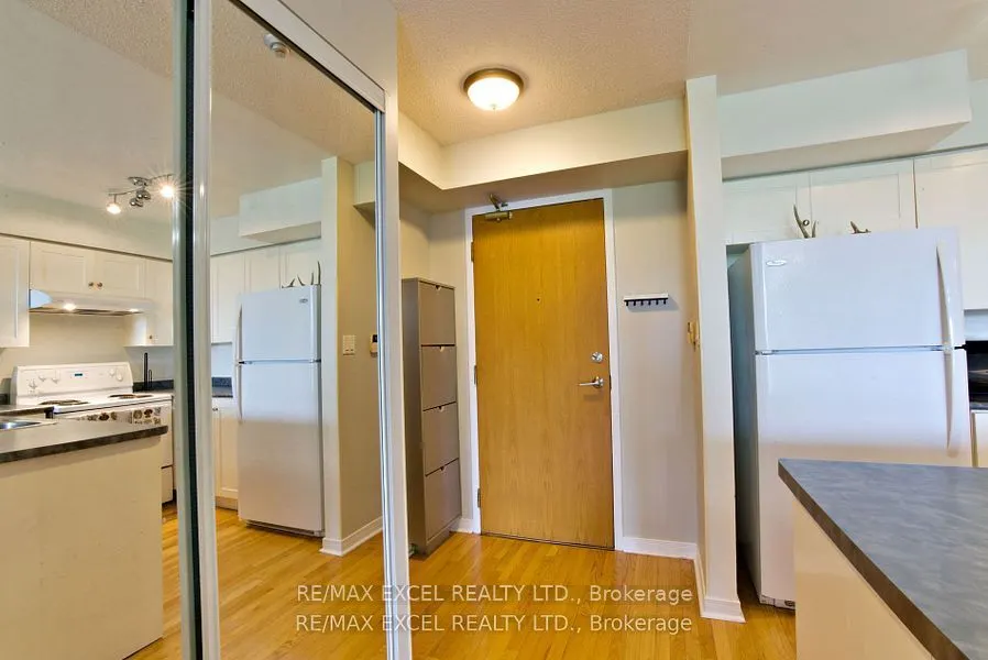 19 Northern Heights Drive, #410
