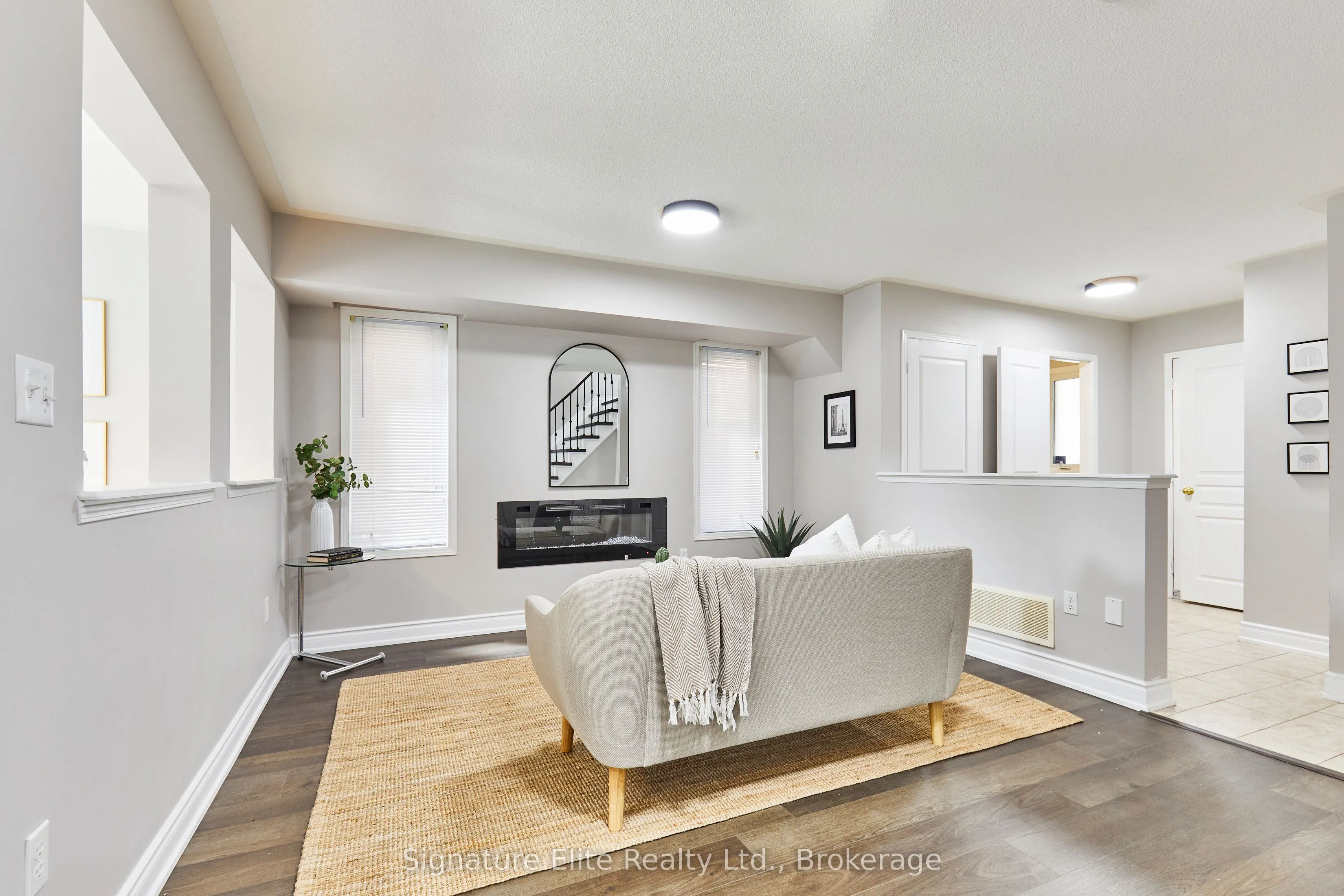 8 Rock Garden Street