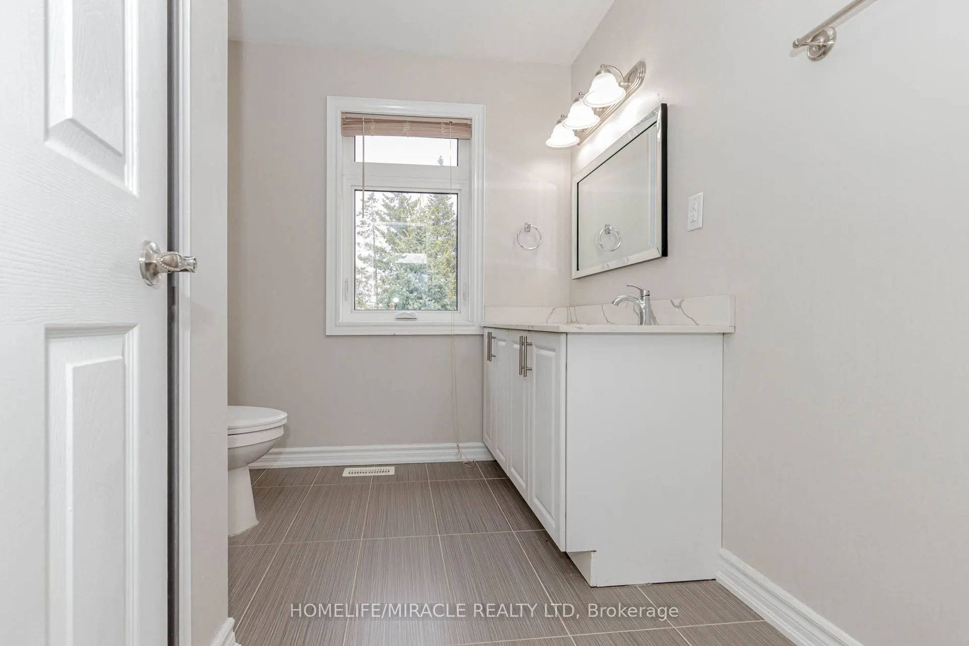 637 Simcoe Street