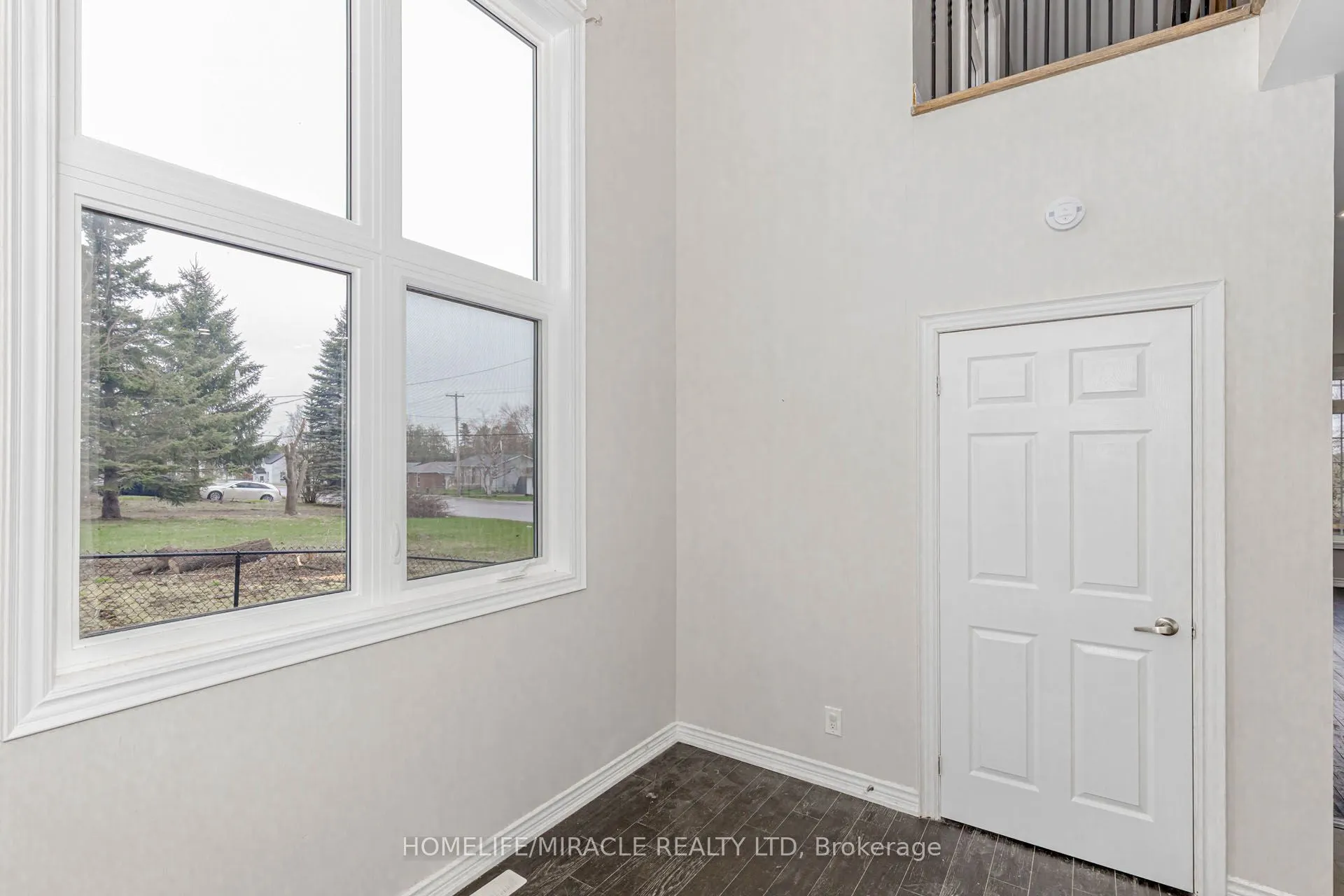 637 Simcoe Street
