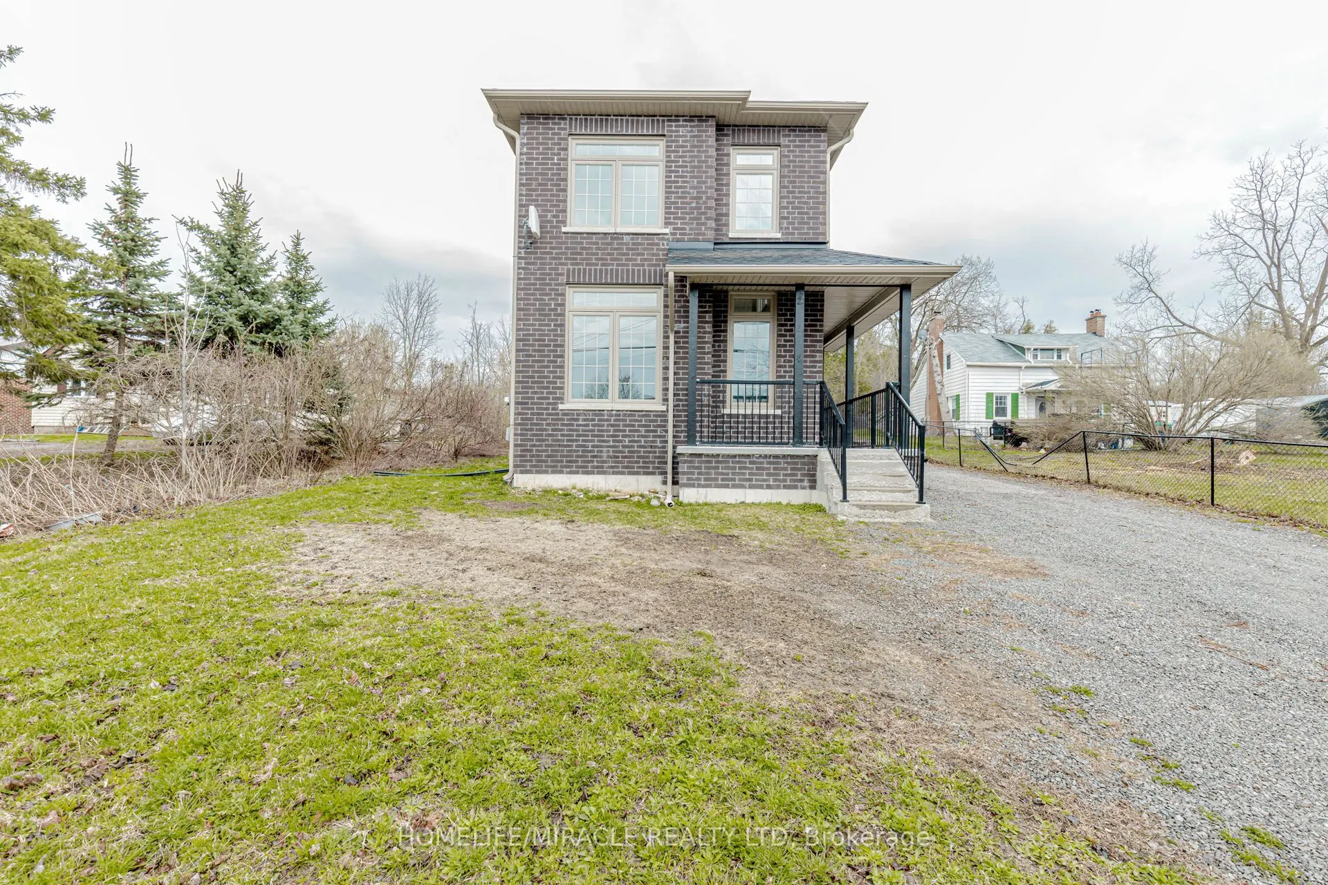 637 Simcoe Street