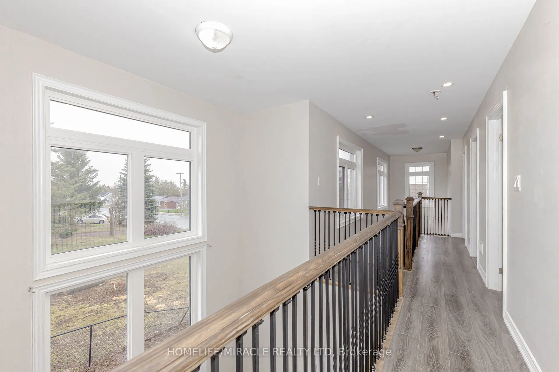 637 Simcoe Street