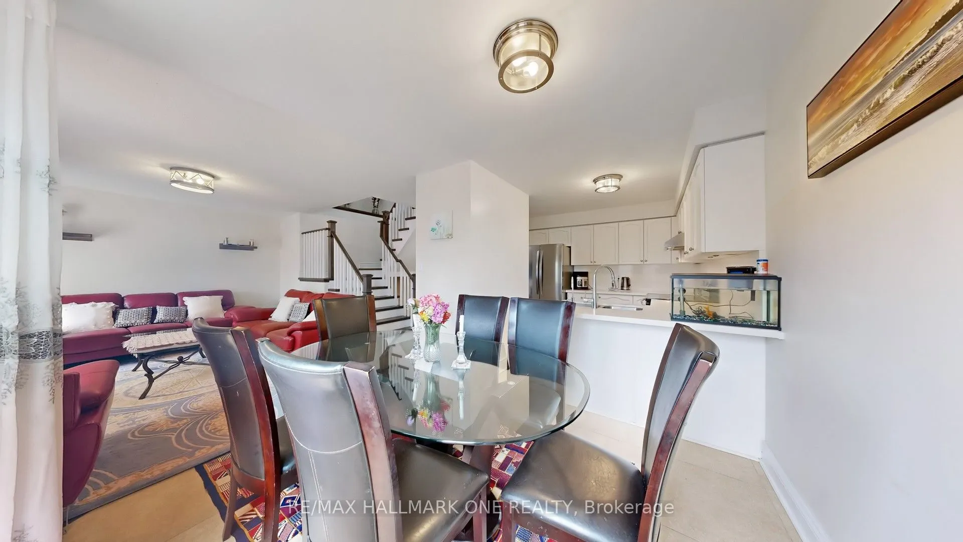 7 Laurendale Avenue