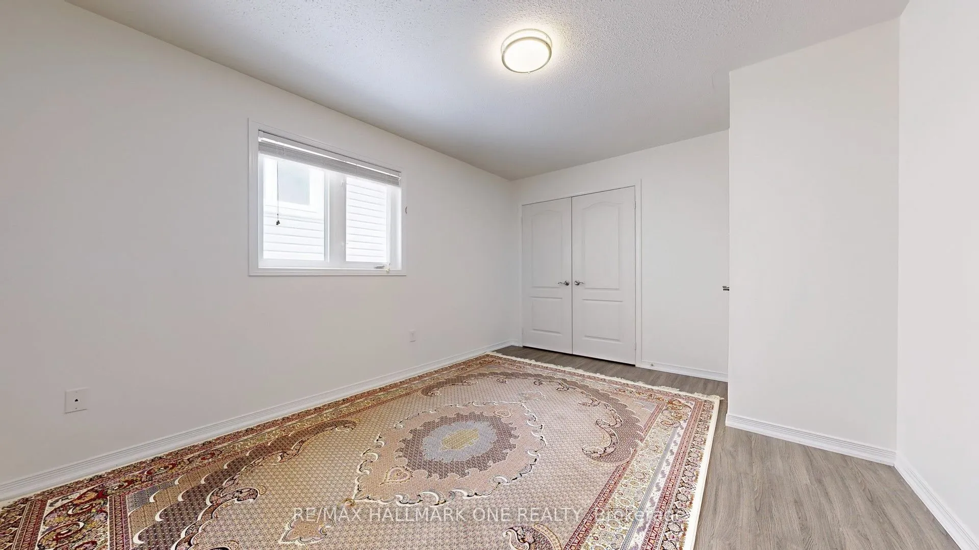 7 Laurendale Avenue