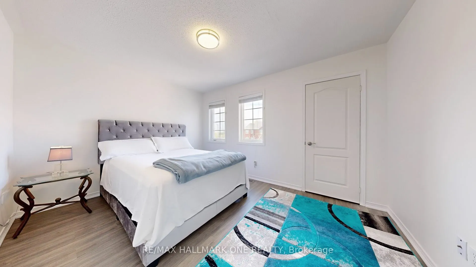 7 Laurendale Avenue
