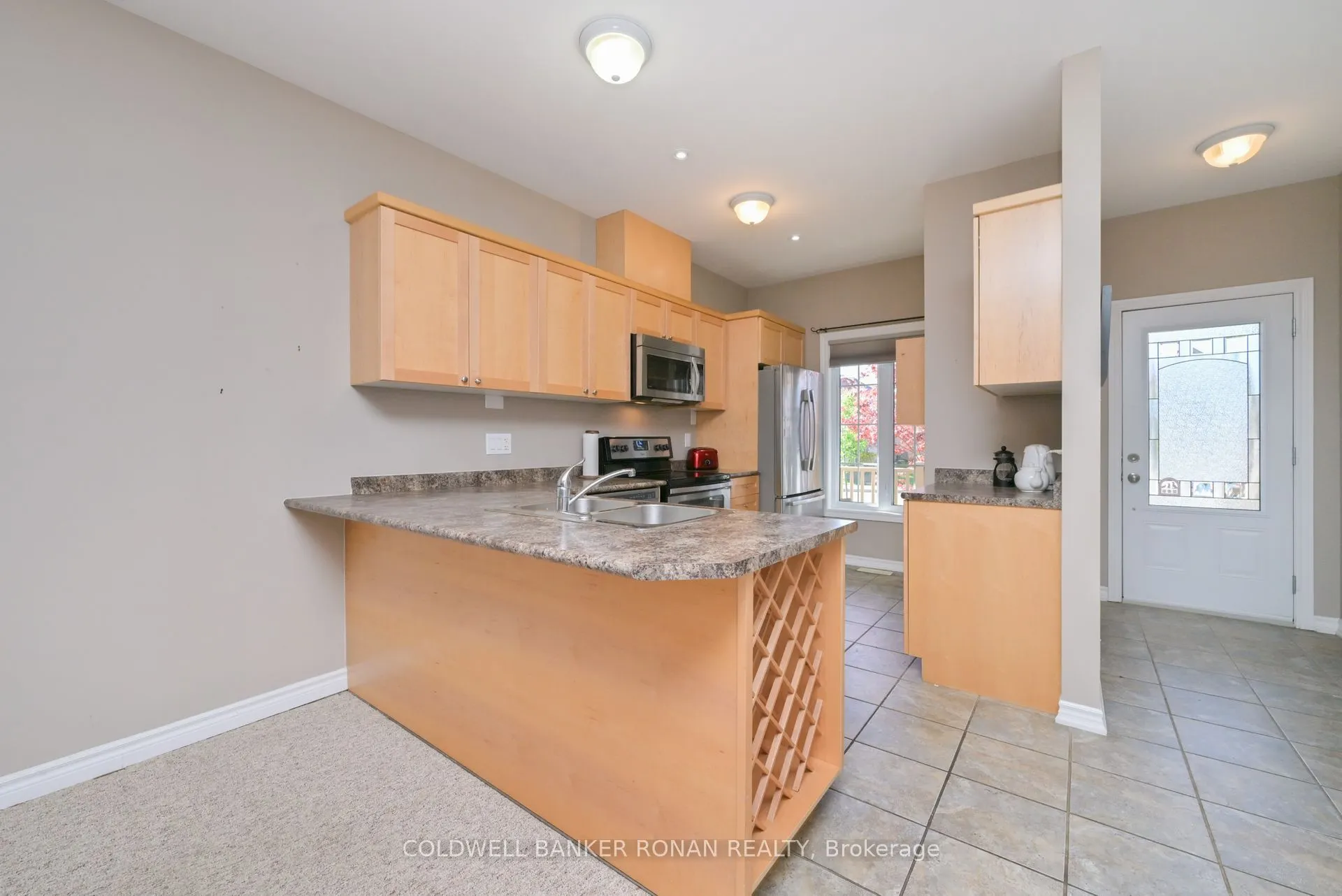 27 Kingsmere Crescent