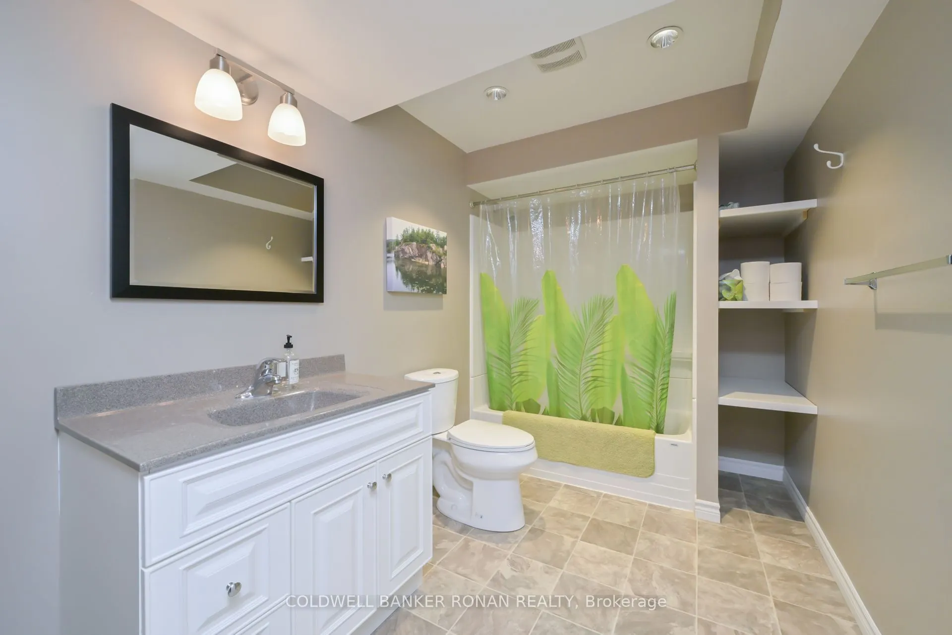 27 Kingsmere Crescent