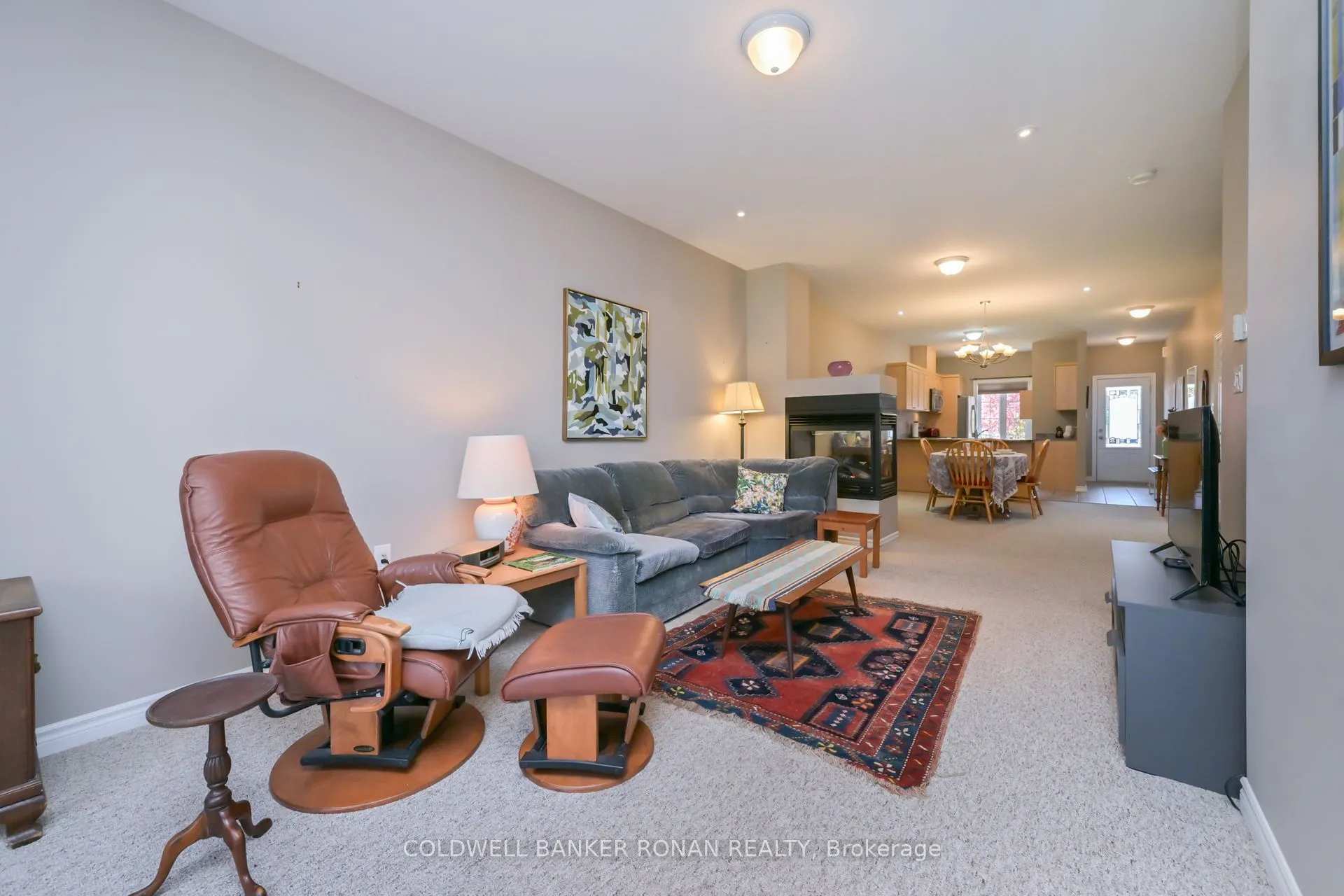 27 Kingsmere Crescent