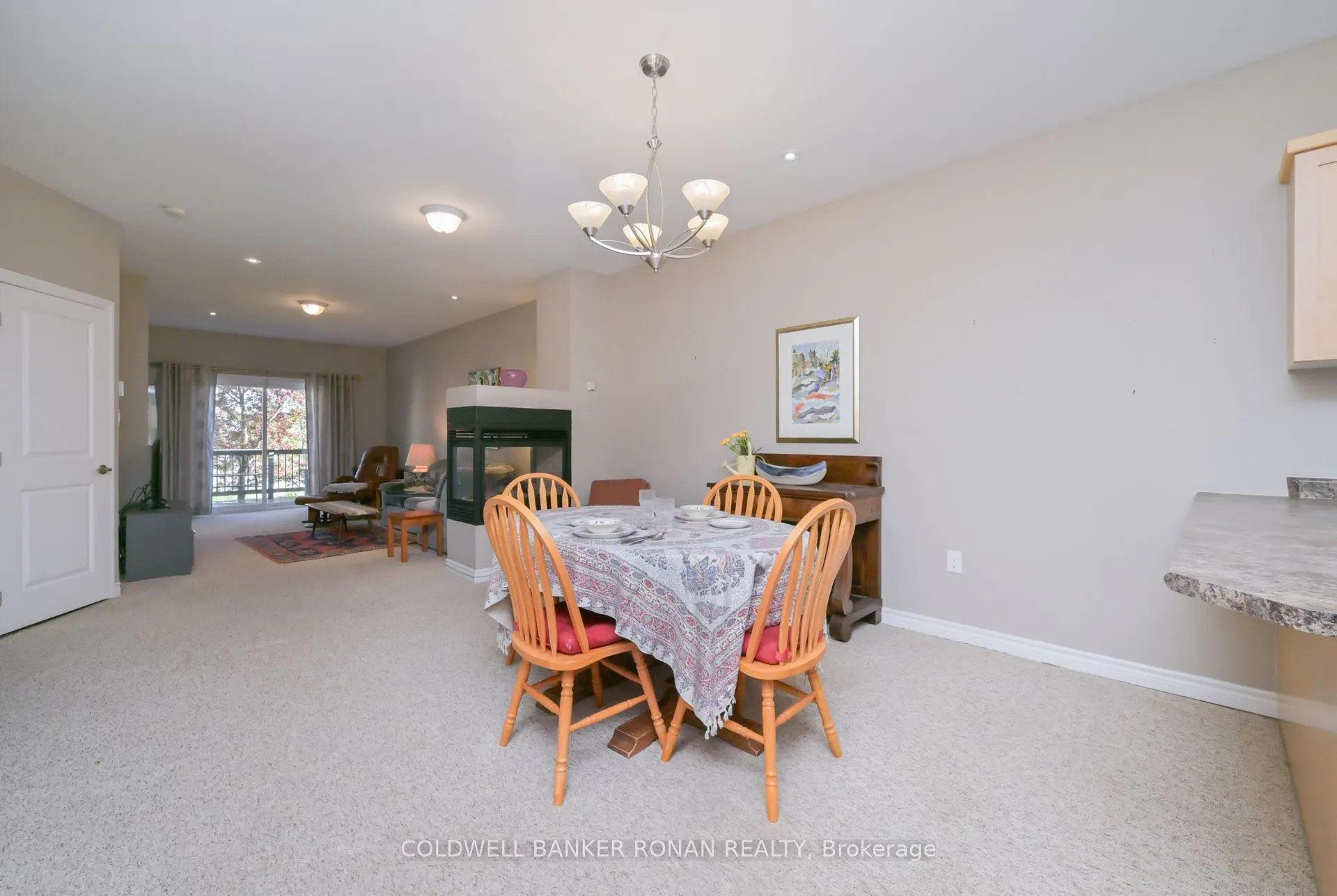 27 Kingsmere Crescent