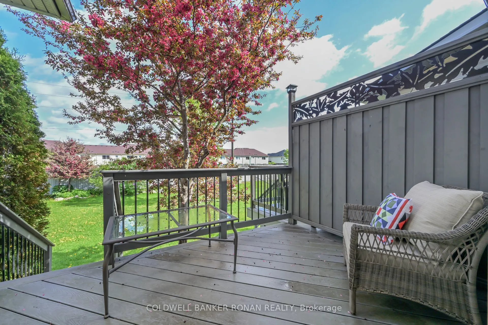 27 Kingsmere Crescent